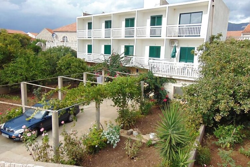 Apartmanok és Szobák A Tenger Mellett Sucuraj, Hvar - 12887 Sućuraj