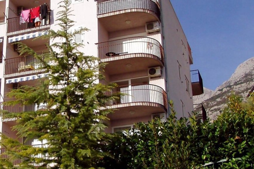 Apartmanok Parkolóhellyel Makarska - 19756