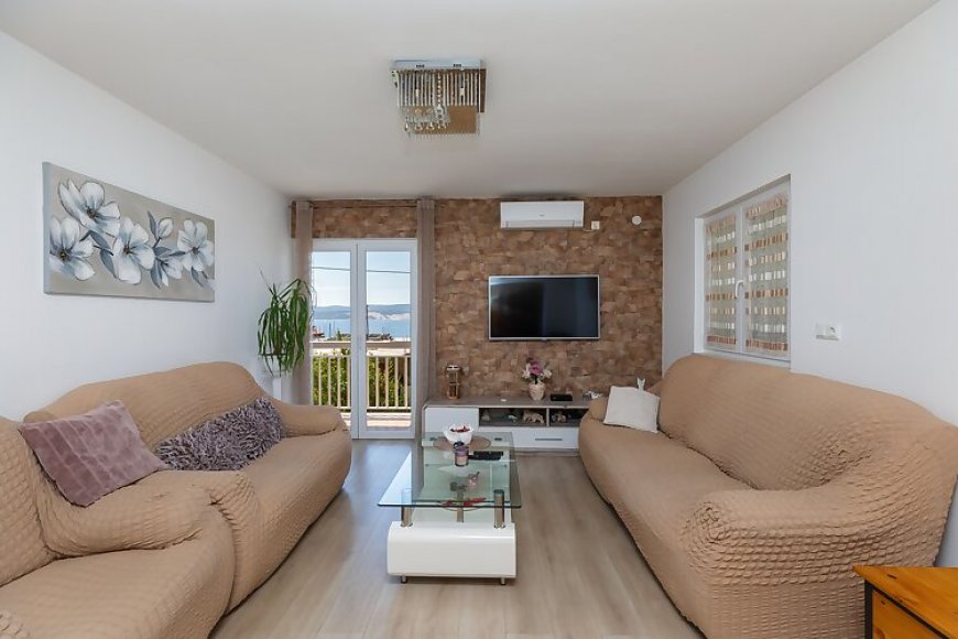 Apartmanok Parkolóhellyel Stanici, Omis - 11421 Stanići