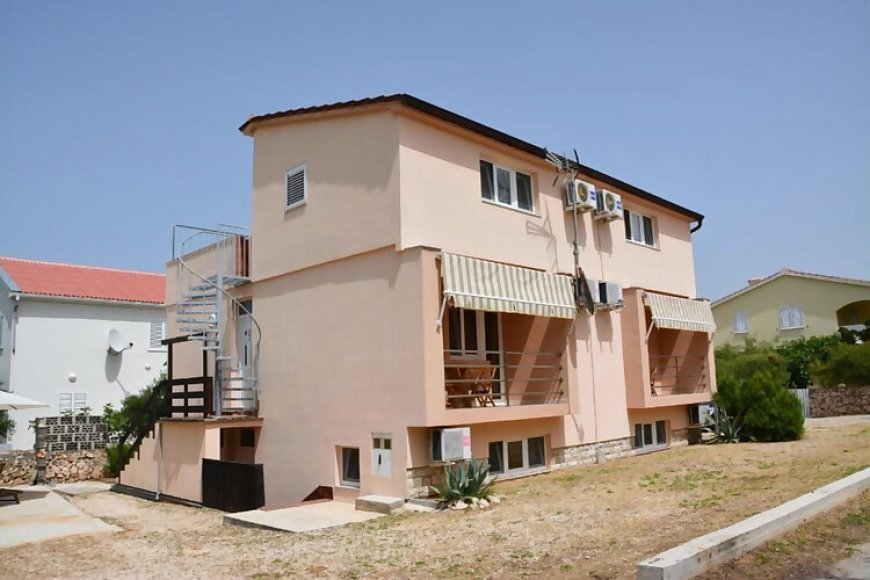 Apartmani Rina Ražanac