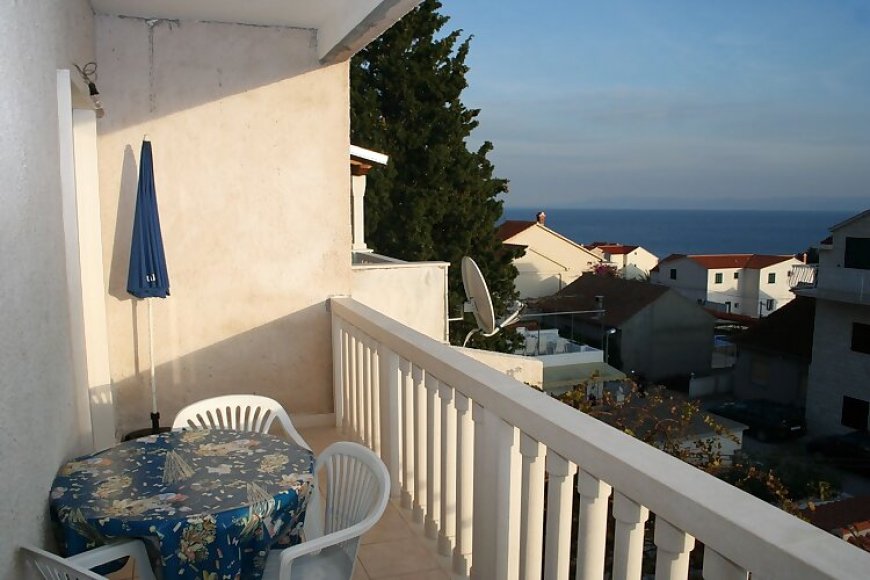 Apartmanok Parkolóhellyel Bol, Brac - 2884 Bol