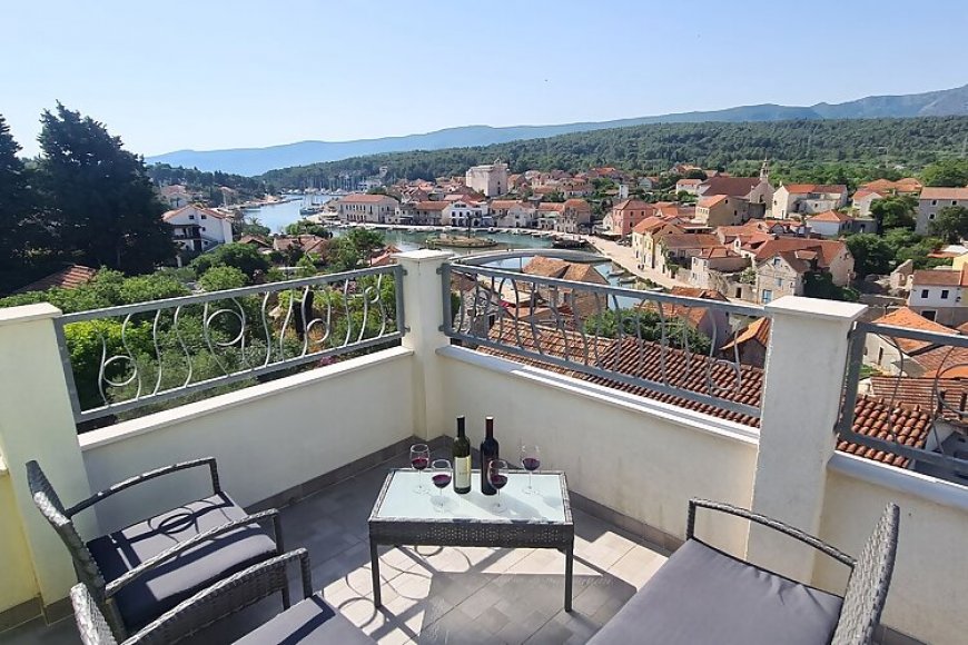 Apartment On the top Vrboska