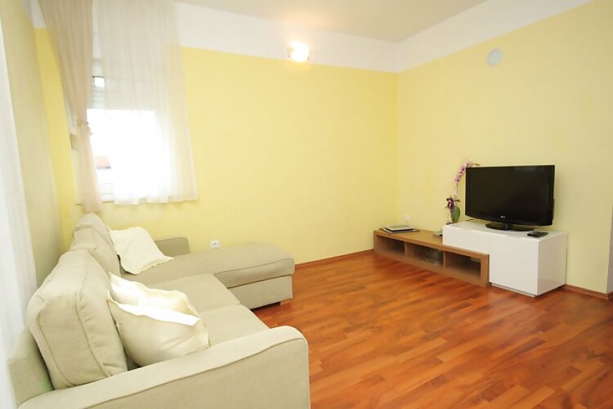 Apartmanok A Tenger Mellett Pasman - 8215 Pašman