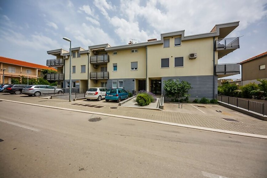 Apartmanok Parkolóhellyel Kastel Stari, Kastela - 18812 Kaštel Stari