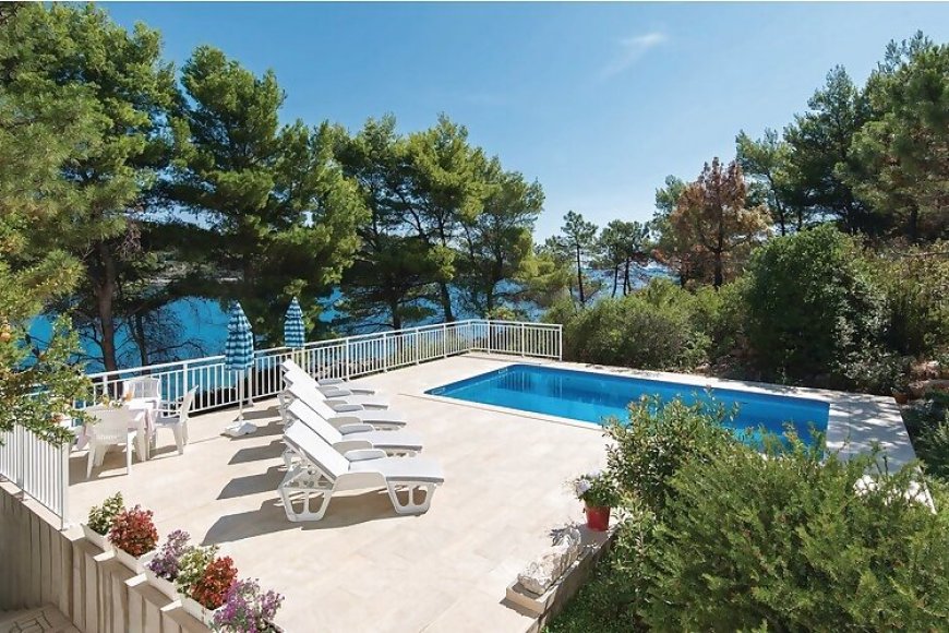 Apartmanok A Tenger Mellett Medencével Lumbarda, Korcula - 4404 Lumbarda