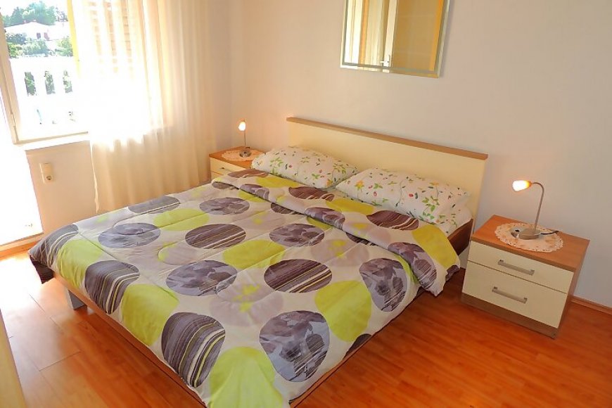 Apartmanok Parkolóhellyel Krk - 20357