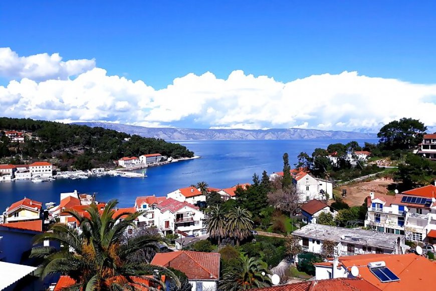 Apartmanok Parkolóhellyel Jelsa, Hvar - 8746 Jelsa