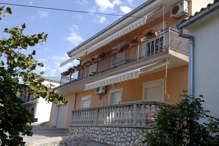 Apartmani i Sobe Bionda Senj