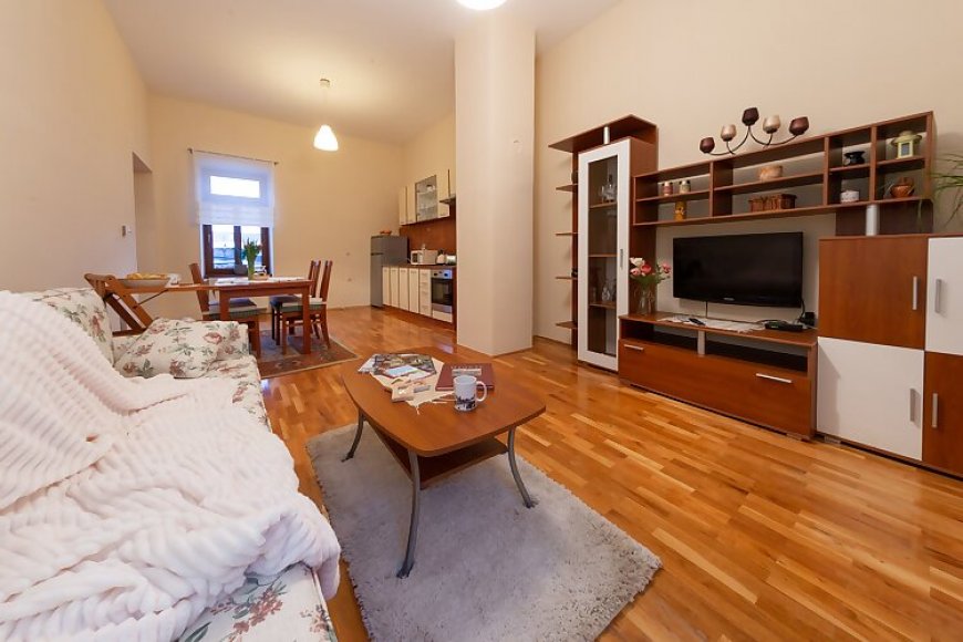 Apartmanok Parkolóhellyel Otocac, Velebit - 20517 Otočac