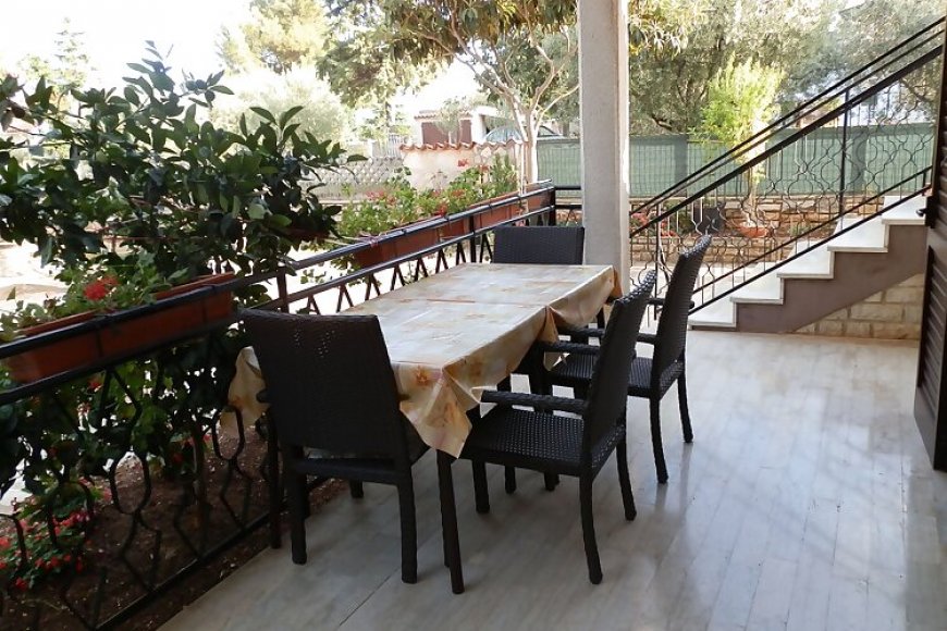 Apartmanok Parkolóhellyel Tar, Porec - 6943 Tar