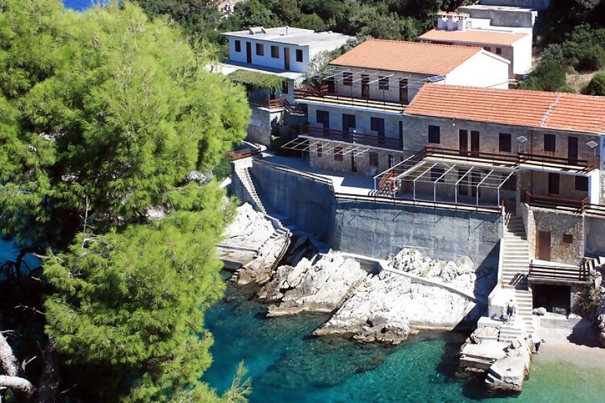 Robinzoni Apartmanok A Tenger Mellett Öböl Pobij, Hvar - 5633 Pobij