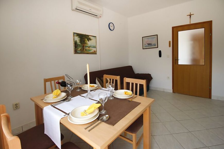 Apartmanok Parkolóhellyel Silo, Krk - 18763 Šilo