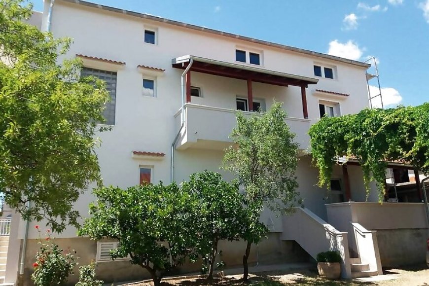 Apartmanok Parkolóhellyel Sveti Filip I Jakov, Biograd - 18810 Sveti Filip I Jakov