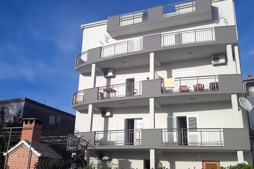 Apartmanok Parkolóhellyel Podstrana, Split - 6072 Podstrana