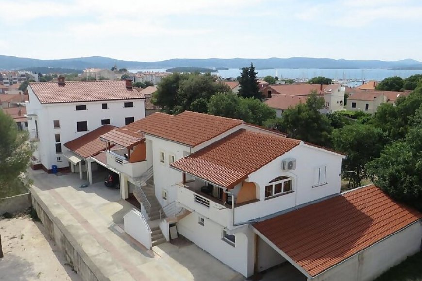 Apartmani Dani 2 Biograd