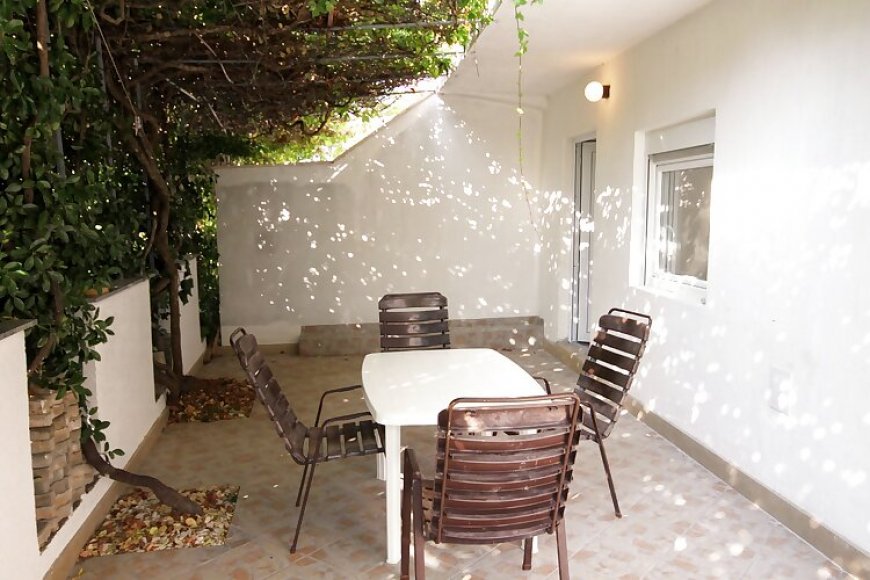 Apartmanok Parkolóhellyel Sutivan, Brac - 5629 Sutivan