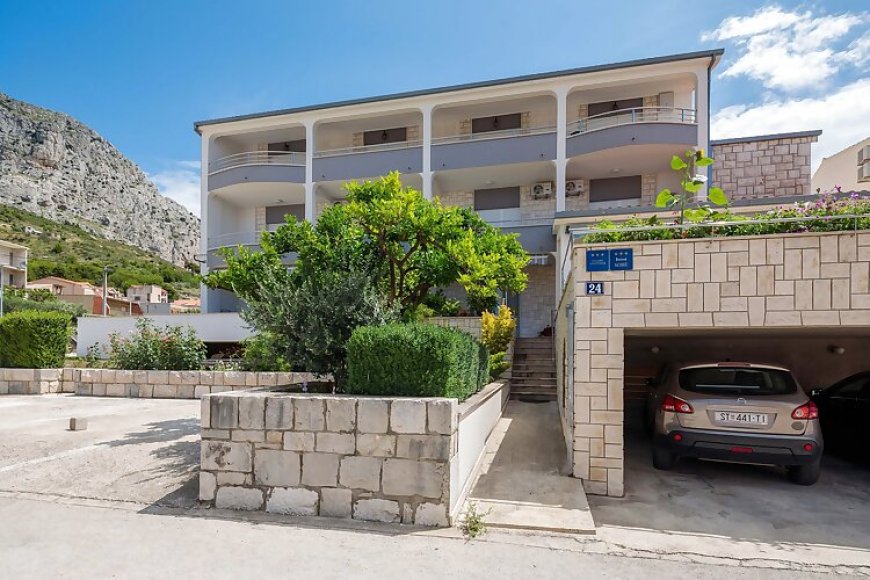 Apartmanok és Szobák A Tenger Mellett Duce, Omis - 18155 Duće