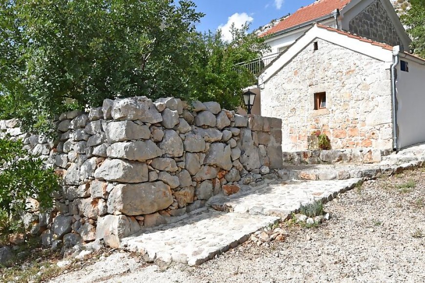 House Paklenica stone beauty Starigrad Paklenica