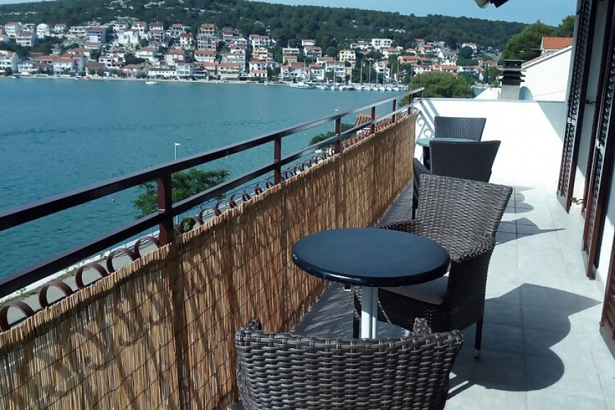 Apartmanok A Tenger Mellett Tisno, Murter - 810 Tisno