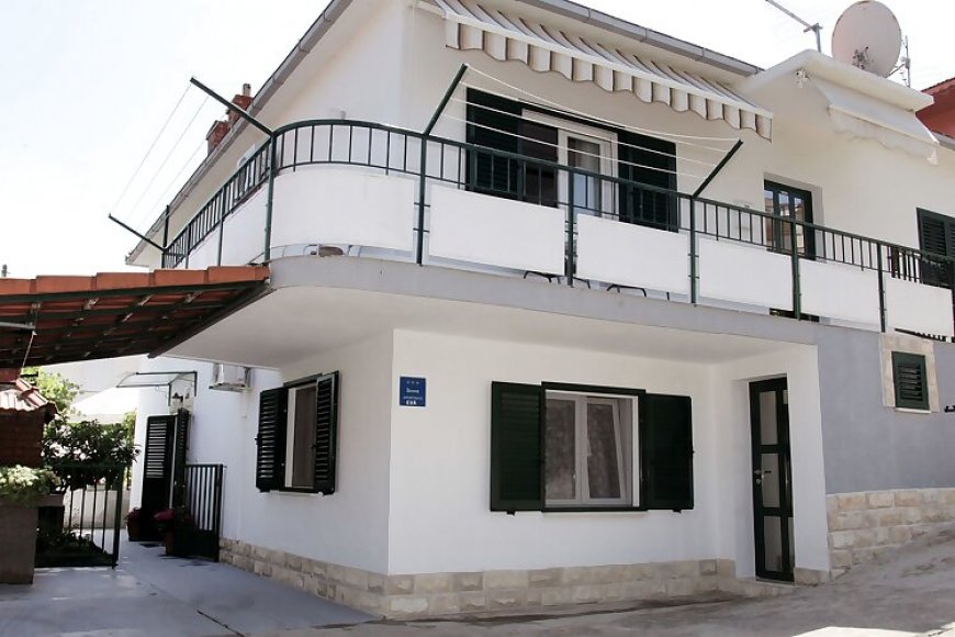 Apartment Eva Trogir