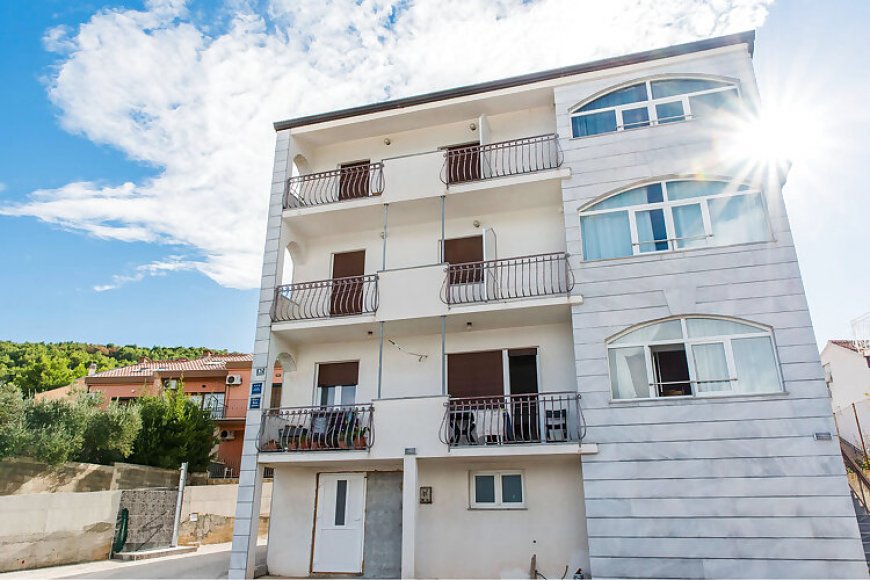 Apartman Slatine - CDC528