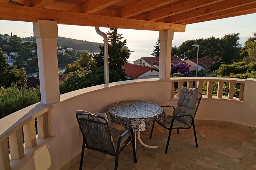 Apartmanok A Tenger Mellett Splitska, Brac - 2923 Splitska