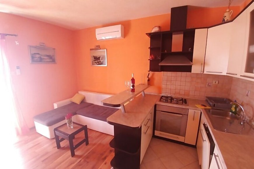 Apartmanok A Tenger Mellett Brist, Makarska - 15443 Brist