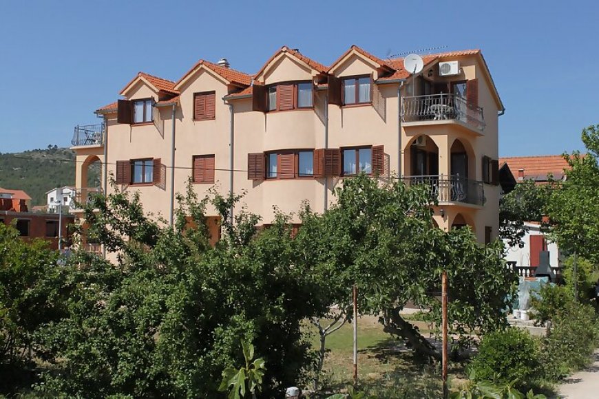 Apartmanok Parkolóhellyel Tribunj, Vodice - 6223 Tribunj