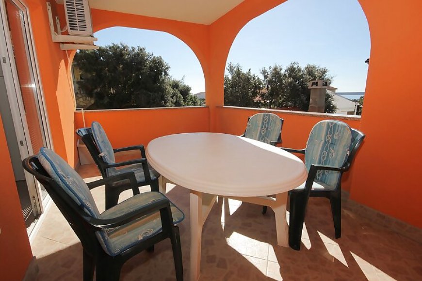 Apartmanok Parkolóhellyel Mandre, Pag - 9354 Mandre