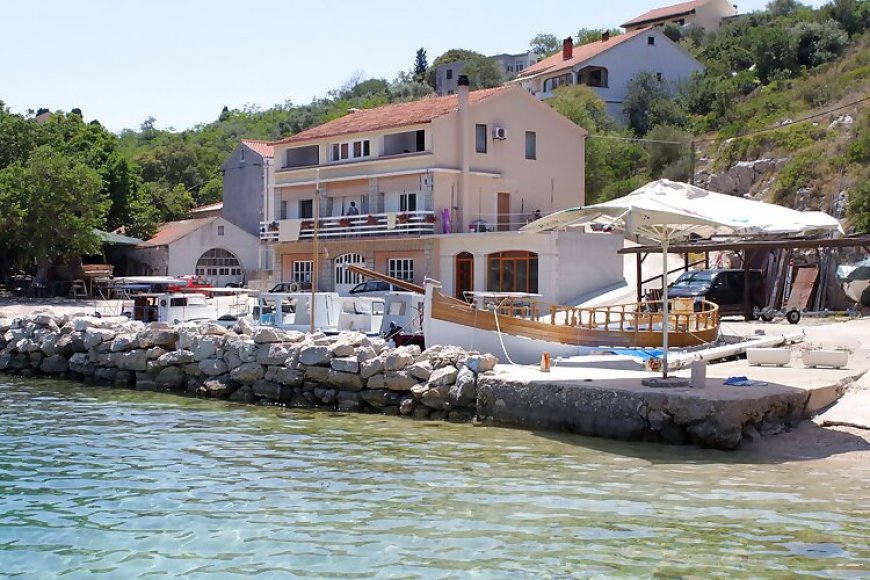 Apartmanok A Tenger Mellett Sali, Dugi Otok - 880 Sali