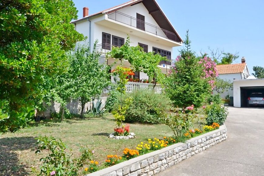 Apartments Marija near Center Vodice