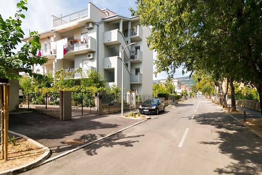 Apartmani Jurica Kaštel Novi