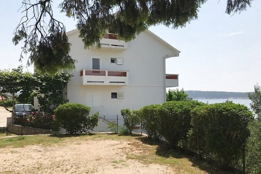 Apartmanok A Tenger Mellett Banjol, Rab - 15679 Banjol