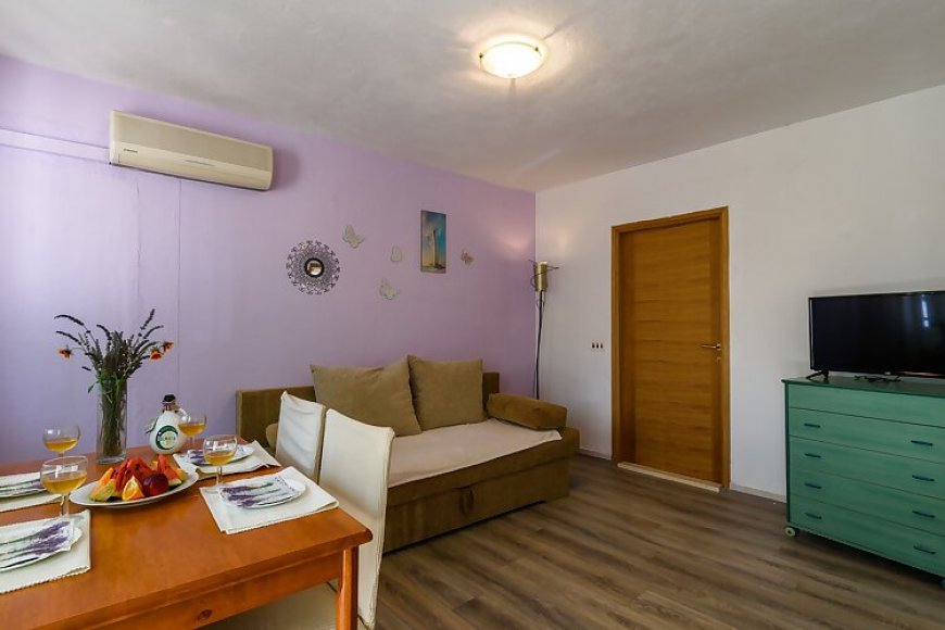 Apartmanok Parkolóhellyel Marina, Trogir - 14258 Marina