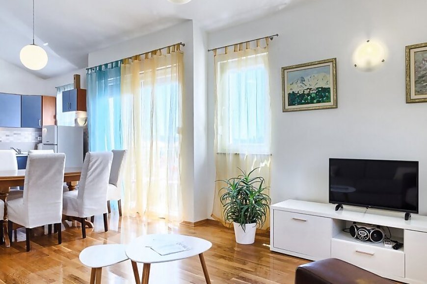 Apartman Suton Kaštel Lukšić