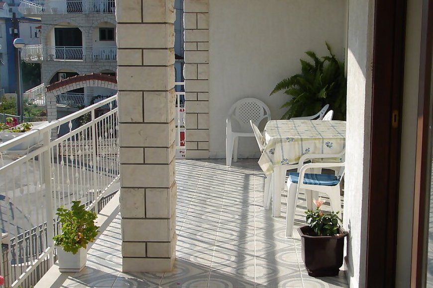 Apartmani Tone Trogir