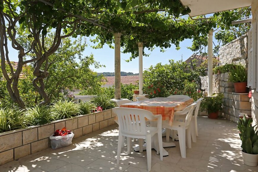 Apartmanok Parkolóhellyel Lumbarda, Korcula - 4473 Lumbarda