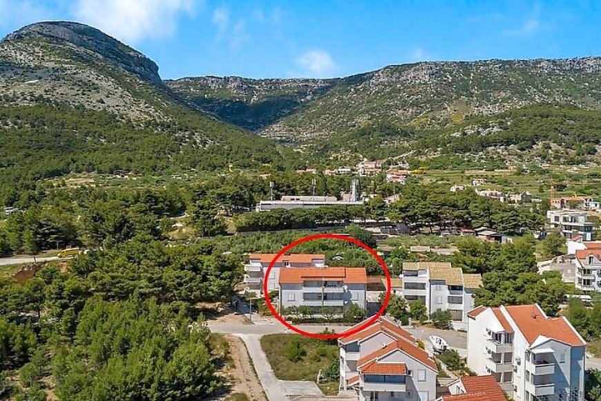 Apartmanok Parkolóhellyel Bol, Brac - 20004 Bol