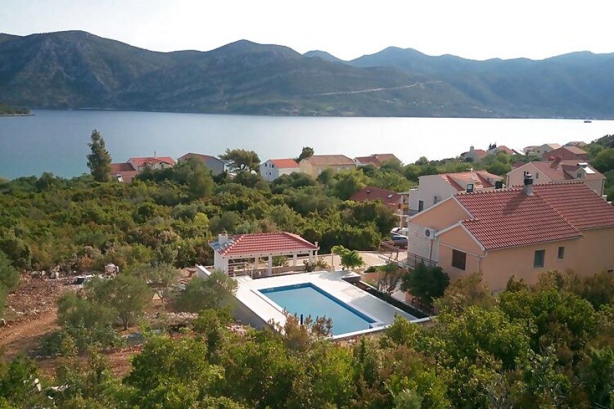 Apartmanok A Tenger Mellett Medencével Kneza, Korcula - 9269 Kneža