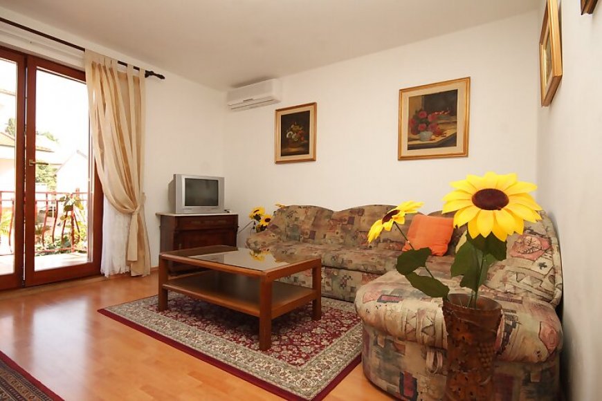 Apartmanok Parkolóhellyel Rovinj - 7095