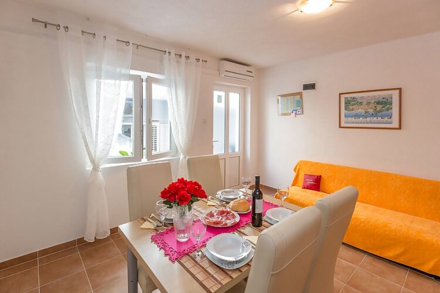 Apartmanok Parkolóhellyel Makarska - 12336