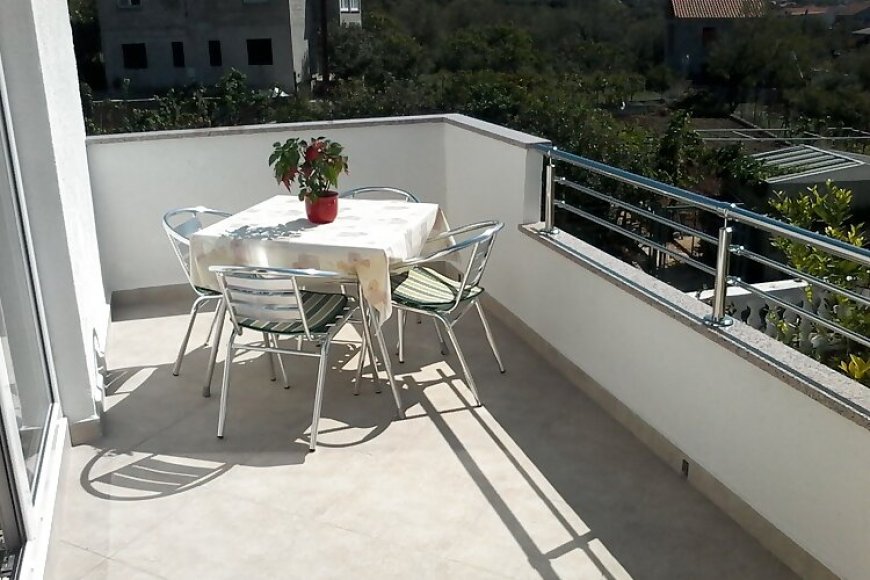 Apartmanok Parkolóhellyel Vinisce, Trogir - 12248 Vinišće