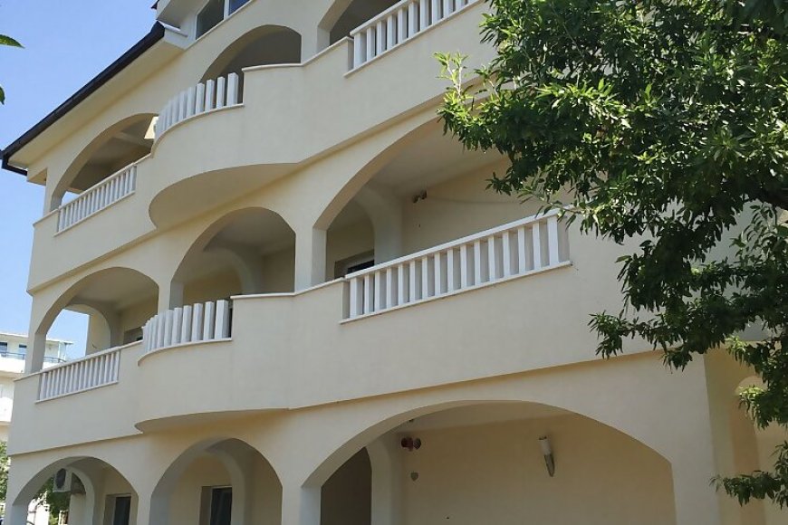 Spaija Apartmani Kaštel Štafilić