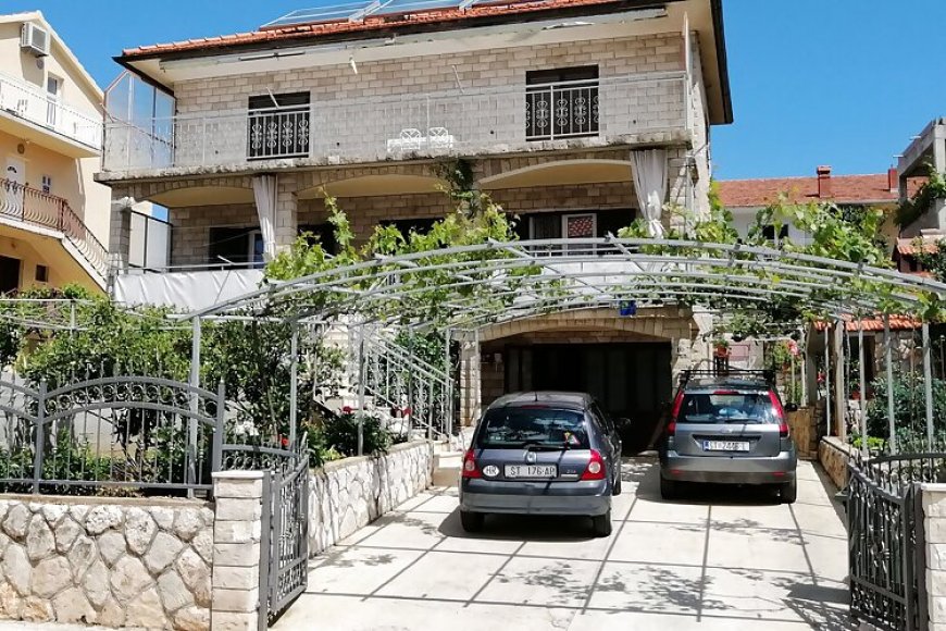 Apartments Emmas studio Stari Grad