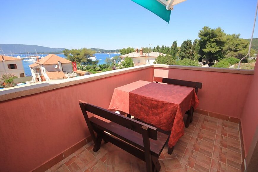 Apartmanok A Tenger Mellett Ilovik, Losinj - 8069 Ilovik