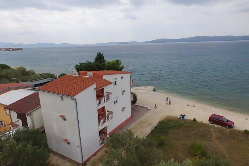 Apartman Laura Bibinje