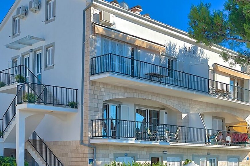 Apartmani Vibo Jelsa