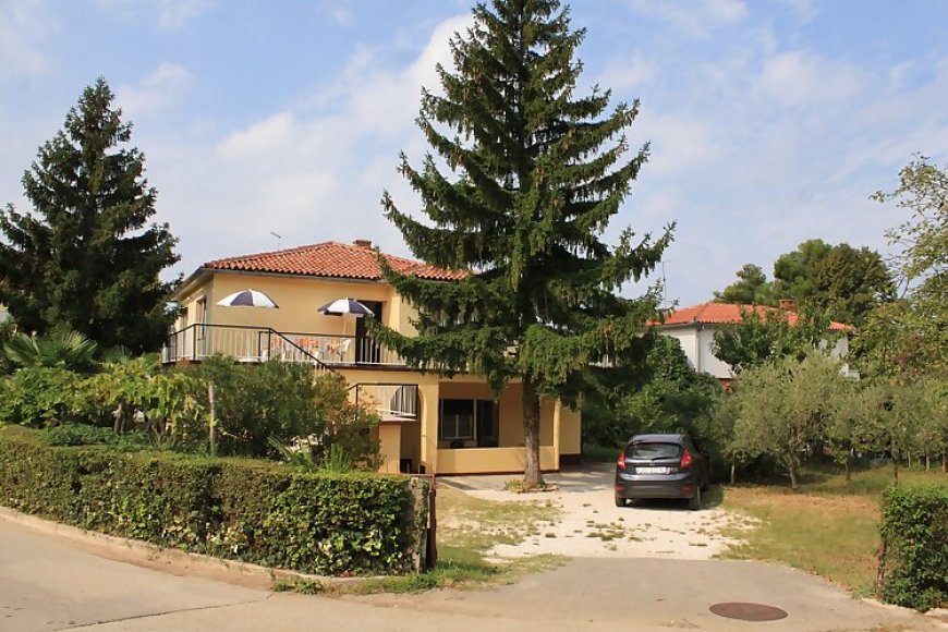 Apartmanok Parkolóhellyel Umag - 6978