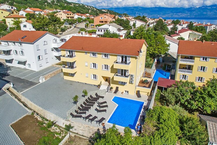 Apartmanok Medencével Baska, Krk - 18780 Baška