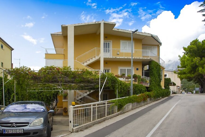 Apartmanok Parkolóhellyel Podgora, Makarska - 12816 Podgora